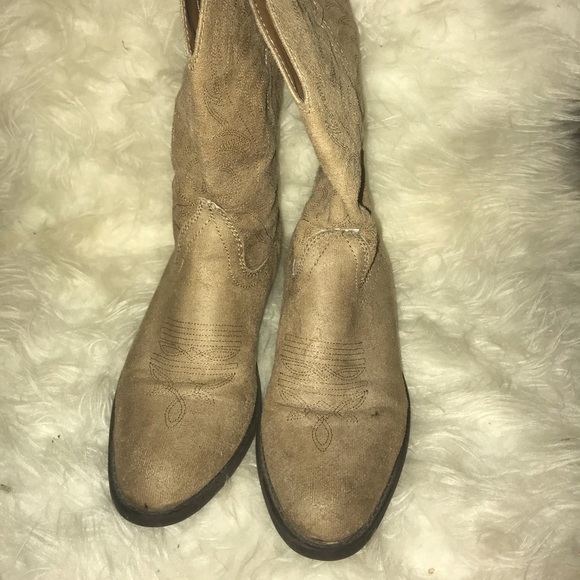 Rampage brown suede cowgirl boots - Picture 3 of 7